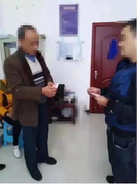  📝爆款自媒体文案：《168元变5万！无证针灸惊天罚单，撕开所有养生店