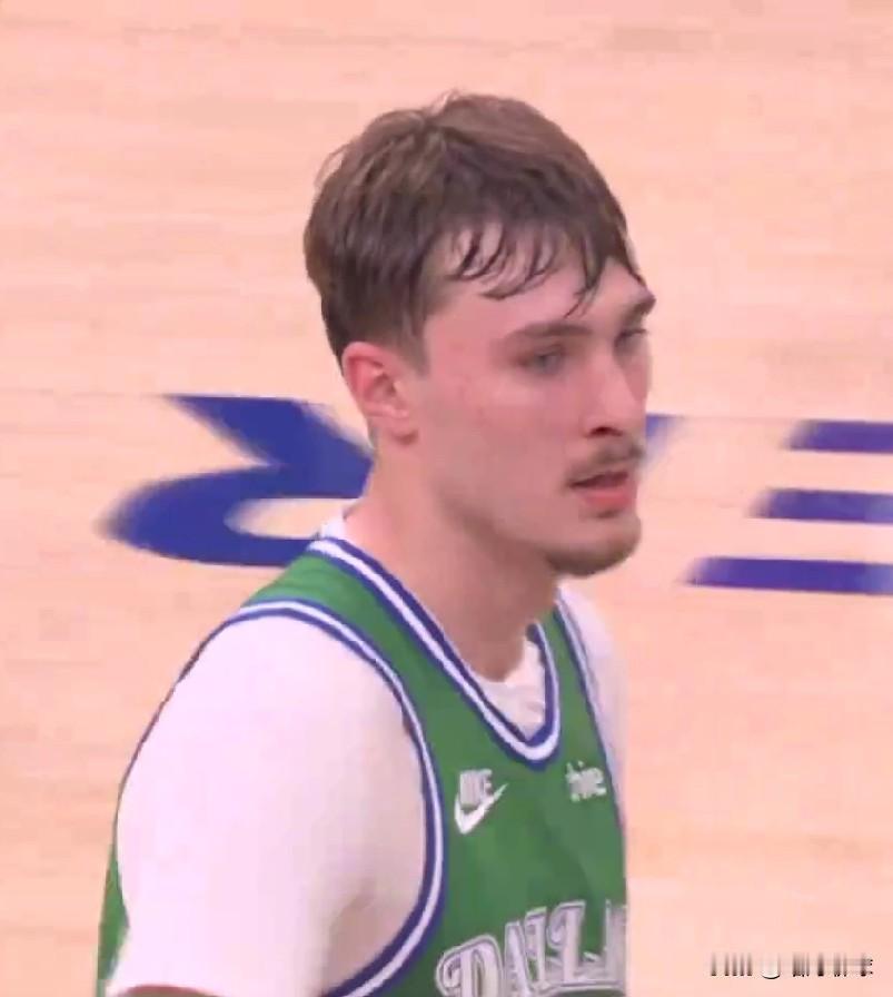 赛季打到目前！！！本届乐透秀总得分排行榜！！！状元：弗拉格，打了43场比赛，