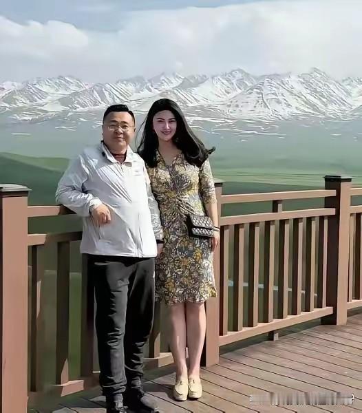 美女很美，男人有财