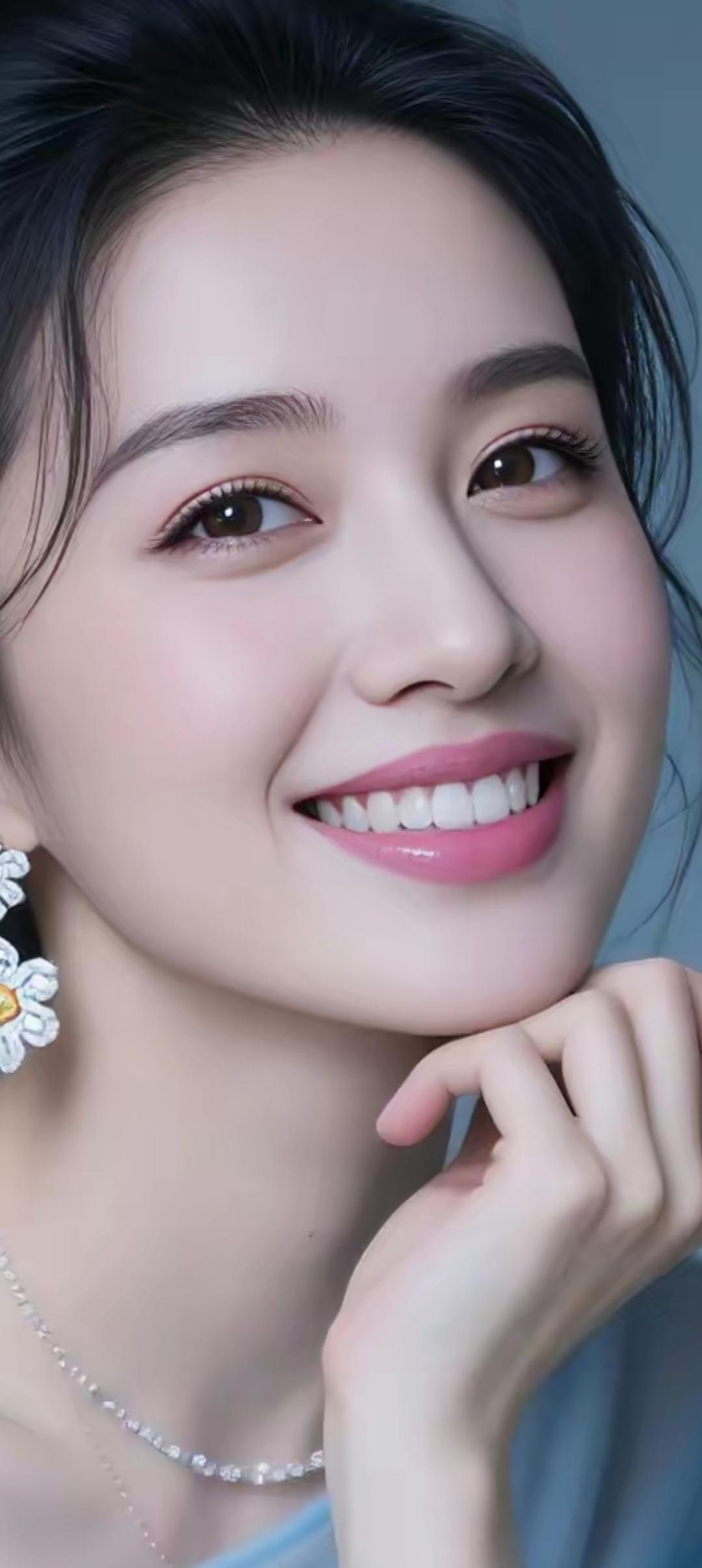 这位小姐姐笑容真甜！