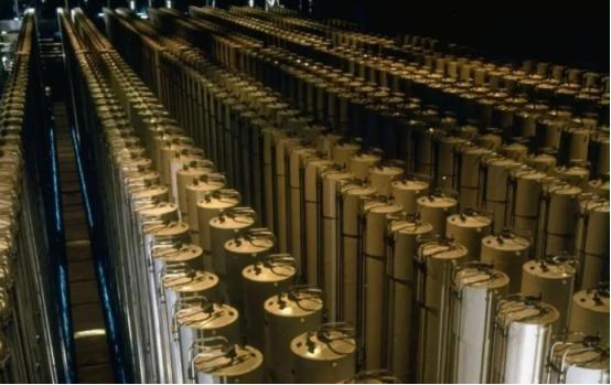 难怪高市早苗叫嚣武力介入台海，日本储存大量核材料，可制造6000枚核弹日本近