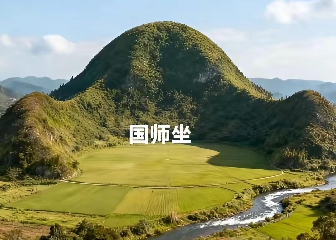 李砚舟把古人登山路线做成徒步地图，带人边走边背诗。去年他在天台首发，20个名额