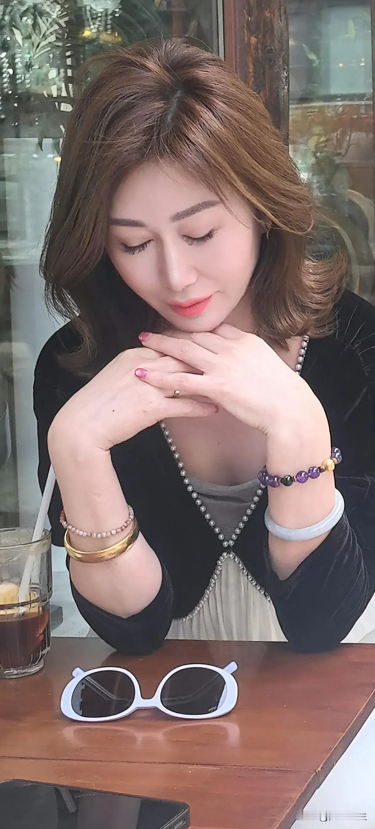 六星街🌟对于一个吃货而言，最开心的就是逛吃逛喝