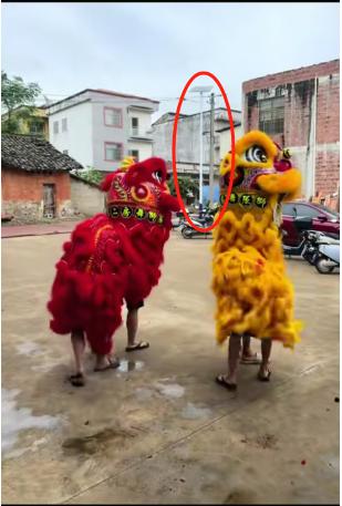 穿拖鞋的狮子至今没有人认领，说是广西的嘛，广西就用老梗：”广西没有通电！看！有电