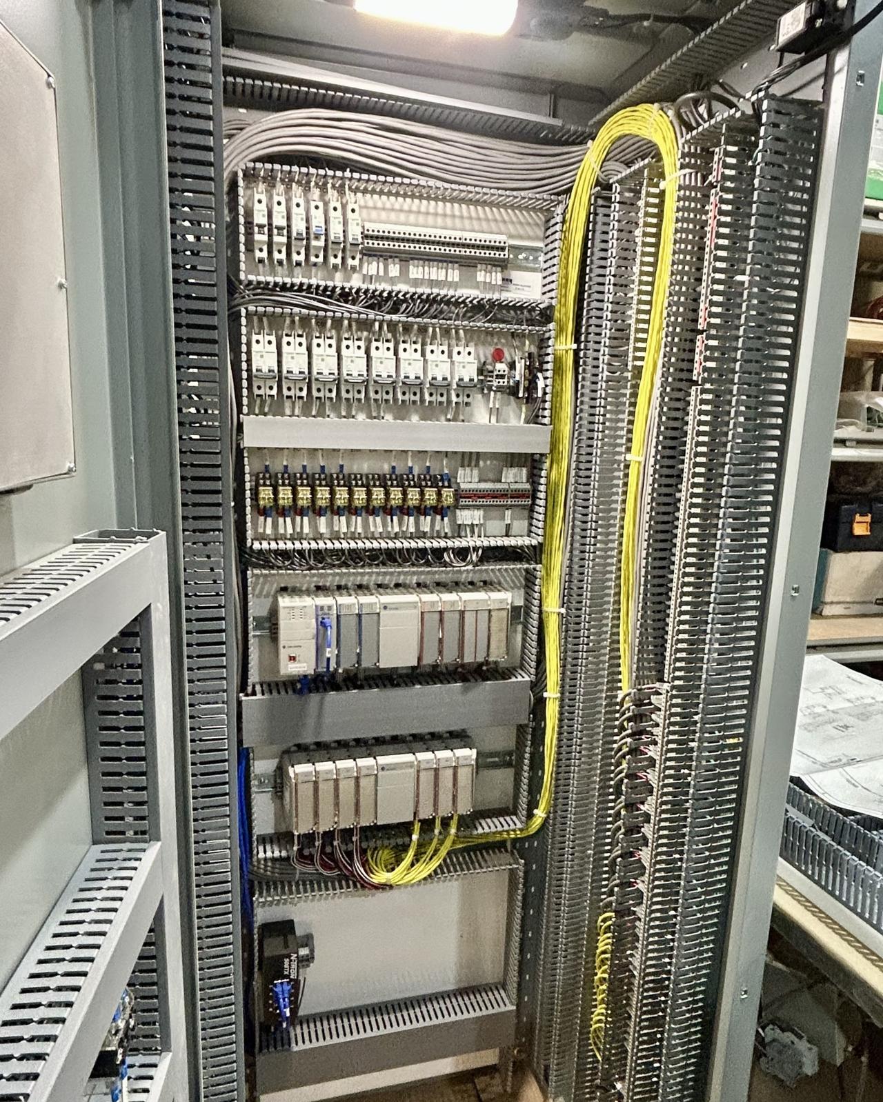 以后招6500元一月的装配电工就按这个标准招人进来，不管他简历上写的有多漂亮，哪