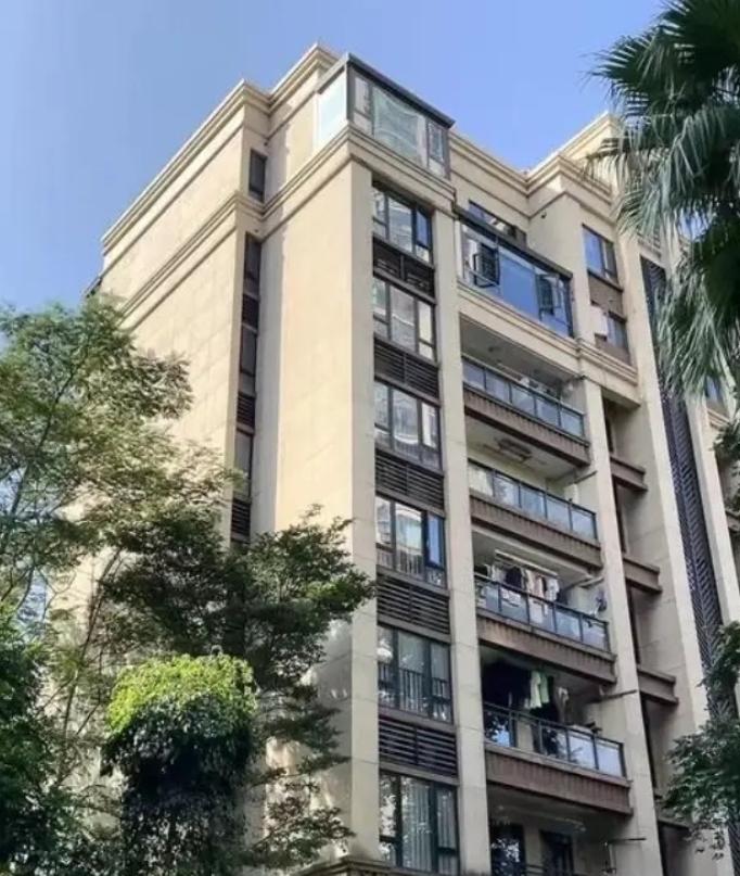 “吃相太难看了！”广东深圳，一男子2024年把房子挂在中介卖，最终成交价