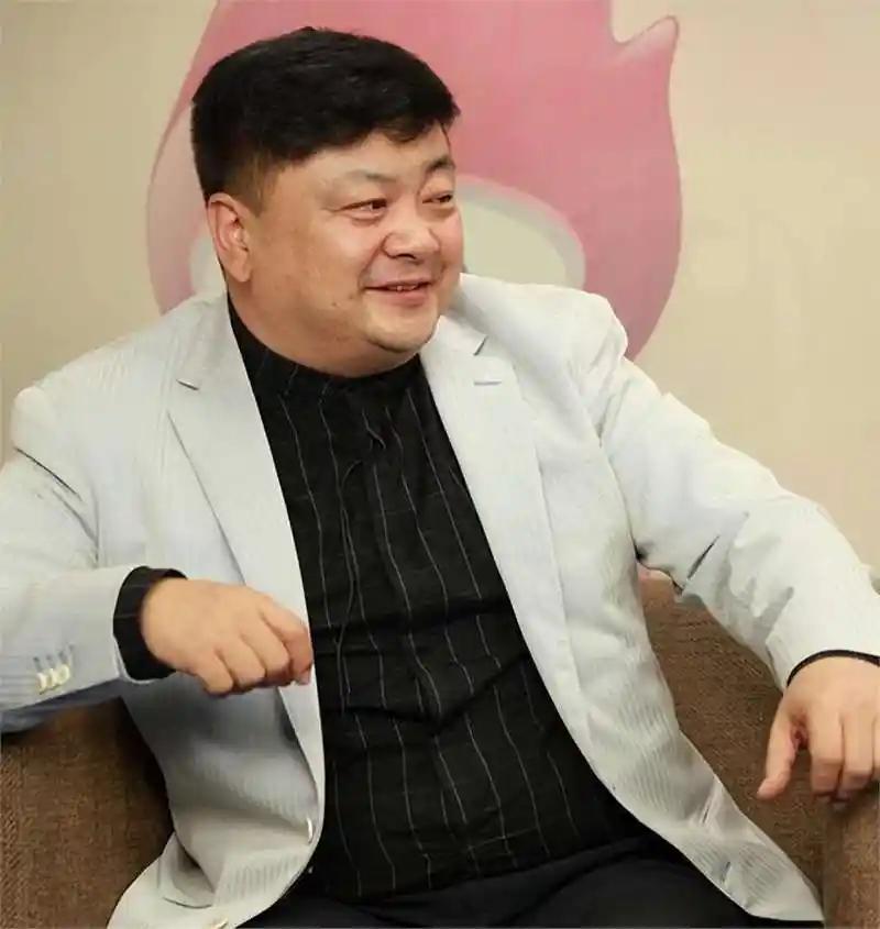 1991年，一个保姆向雇主借走10万块钱。雇主没要欠条，没问还款日期，甚至连“你