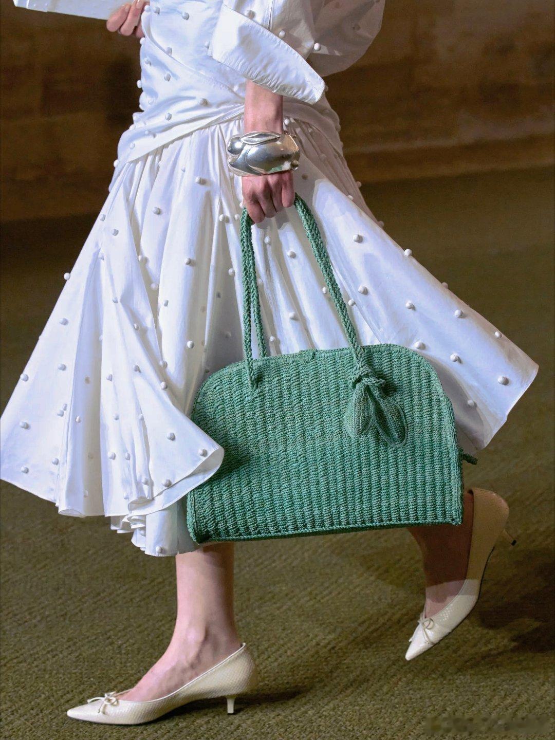 Jacquemus2025秋冬系列的包包👜男装周大秀直击​​​