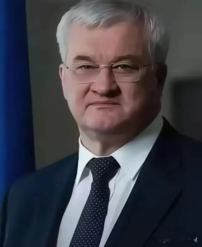 乌克兰又催促欧盟尽快“打钱”，4月14日乌克兰外长发文称：必须解除欧盟对乌克兰9