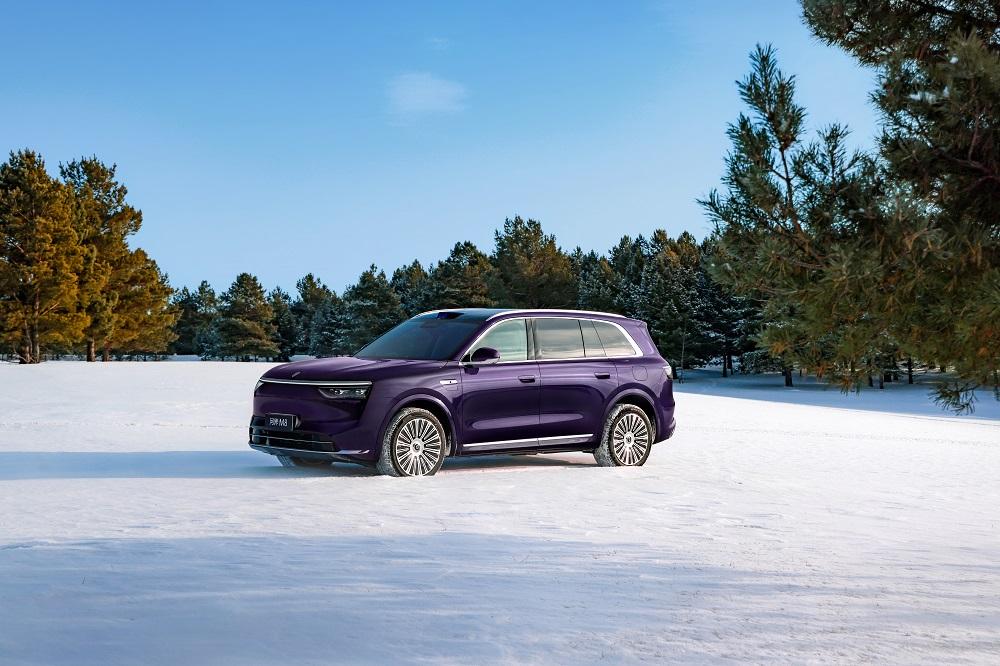 冬测不玩虚的，问界M8用硬核表现筑牢家庭出行信任基础媒体冬测还原极端工况的价值