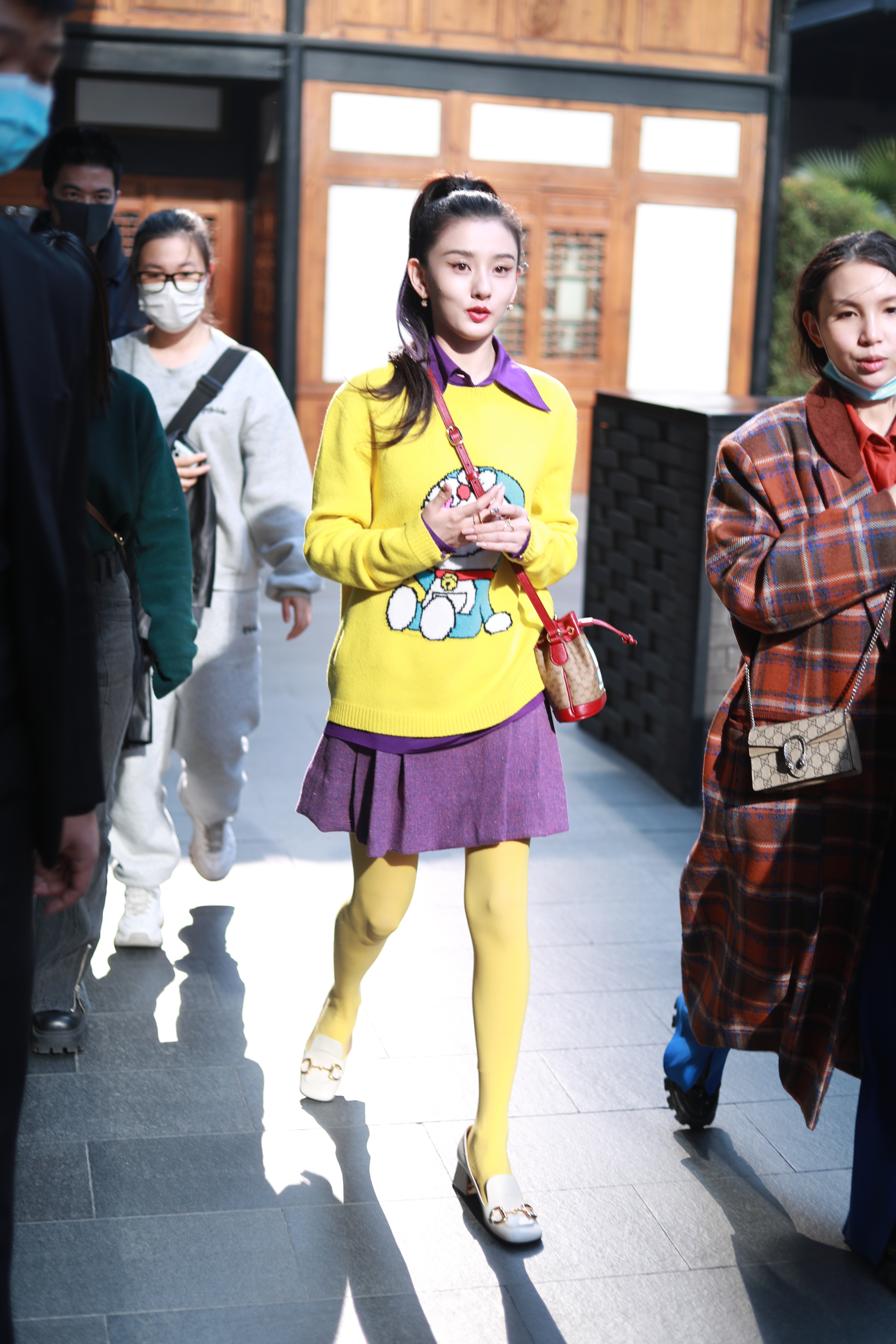 宋祖儿生图黄色丝袜💛