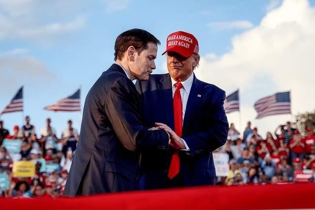 特朗普接班人之争斗出结果，鲁比奥主动举了白旗，宣布对万斯效忠特朗普现在还是核心