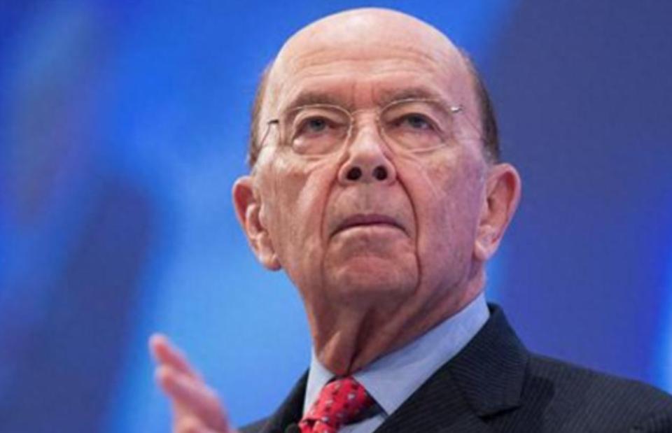 赖清德上班第一天就收到噩耗，岛内有人直言就算他下跪也没救了！ 就在2月23日