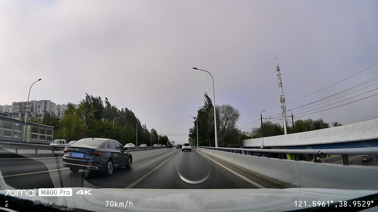 100码还能拍的清车牌，这才叫把“行车安全感”焊在了车上！开车这些年换过好