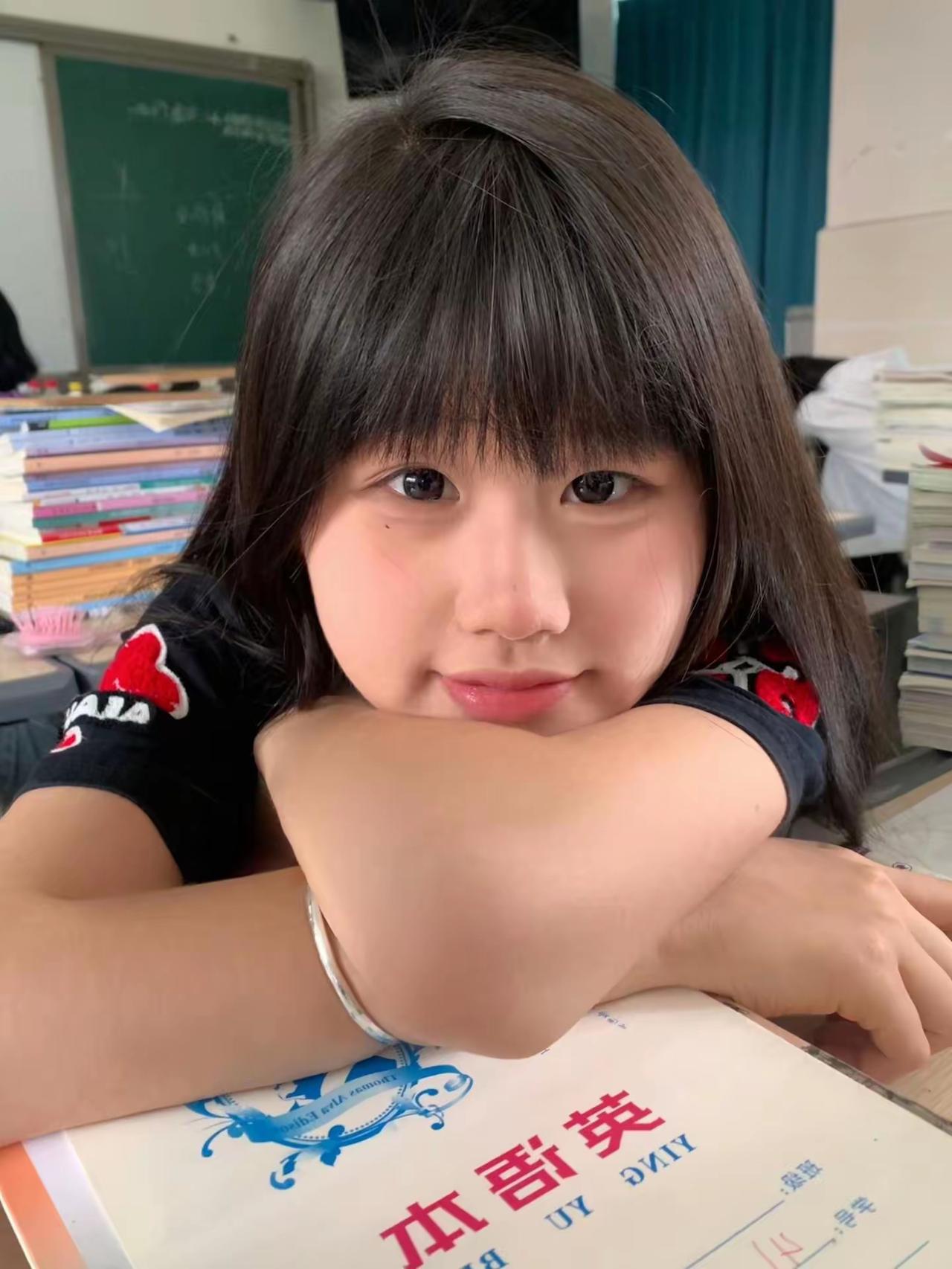 书声琅琅，学海无涯。