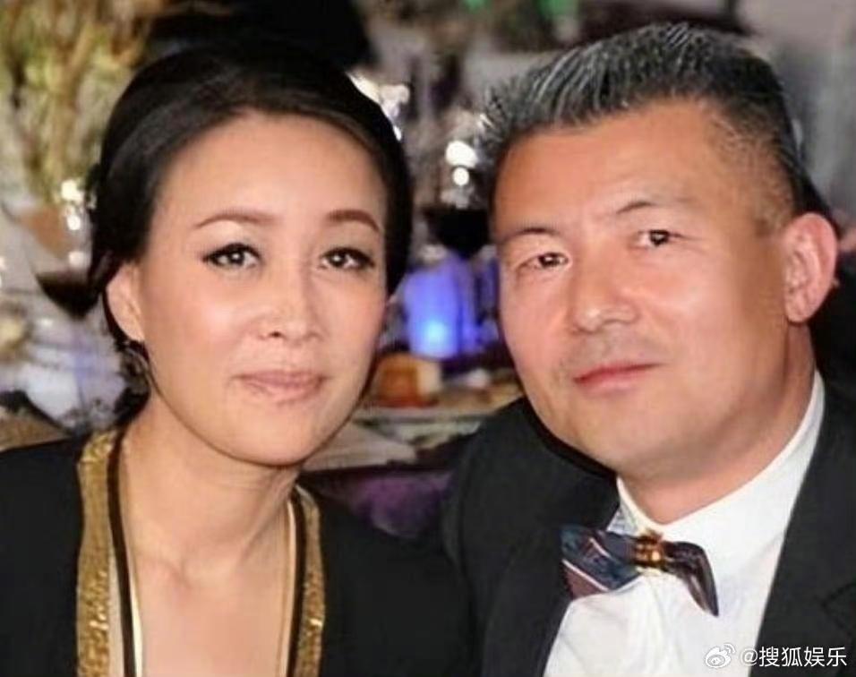 那英婚姻亮红灯？8号有人预告国民级女明星后院起火，10号就被爆出那英老公cg