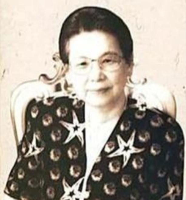 1988年，杨尚奎遗孀水静要去美国，李先念得知后，立马下令：＂查查领事馆发证的人