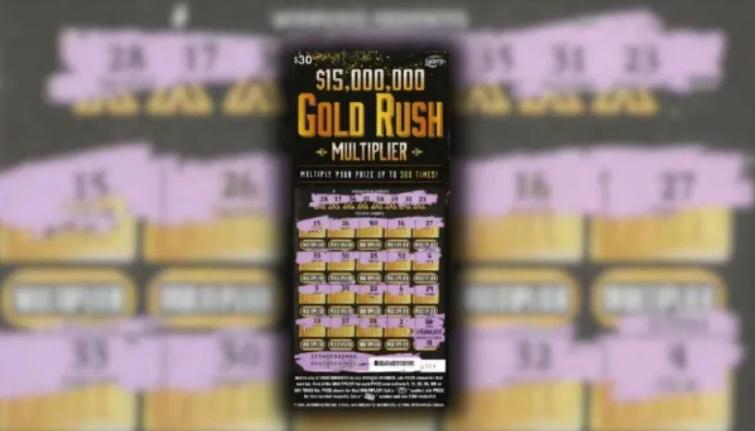 国外网友刮中1500万美刀巨奖的操作令人惊异：一是刮刮乐居然设置如此高奖金，折合