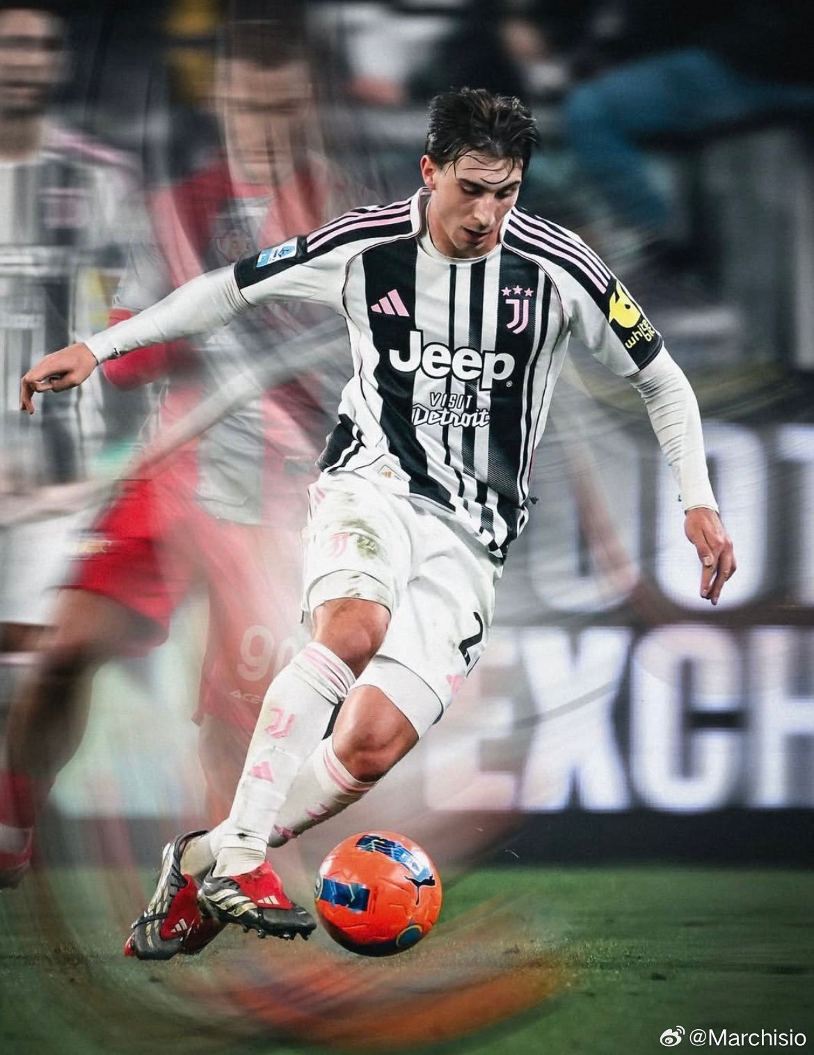 聚焦米雷蒂！关注米达内！👀米雷蒂已经收到了通知，本周六晚，一名加图索国家队的球