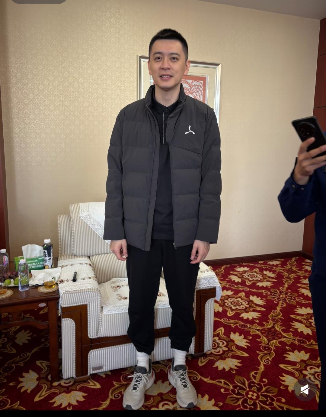 杨指导，把袜子塞在裤子里也太帅了吧。