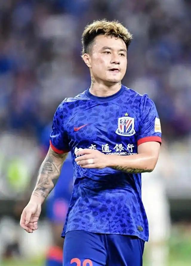 斯卢茨基下课曹赟定会不会加入申花教练组？其实球迷都知道如果不是斯卢茨基曹赟定不会