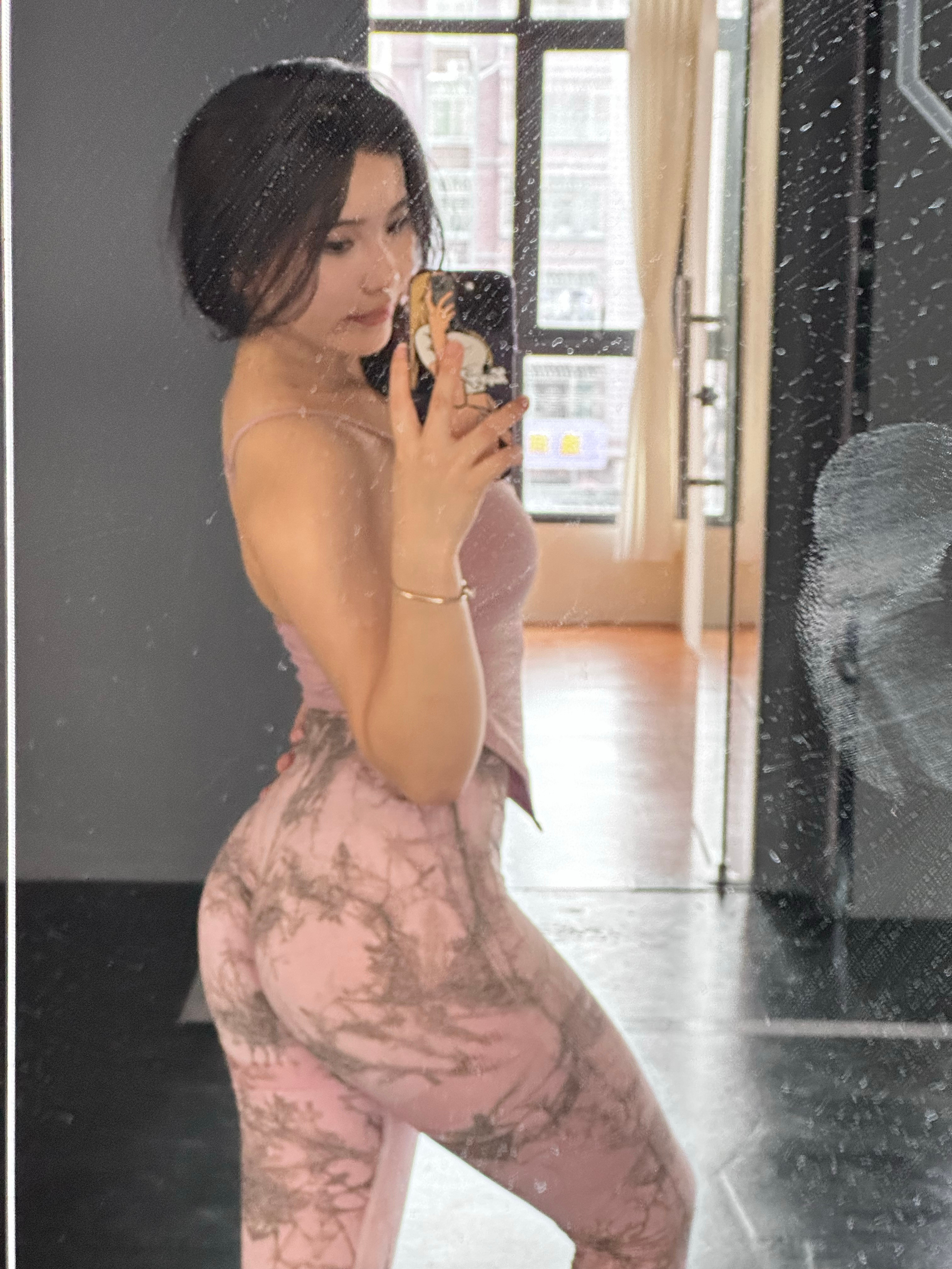 你不必在意我的身材因为我不会是你的女朋友​​​