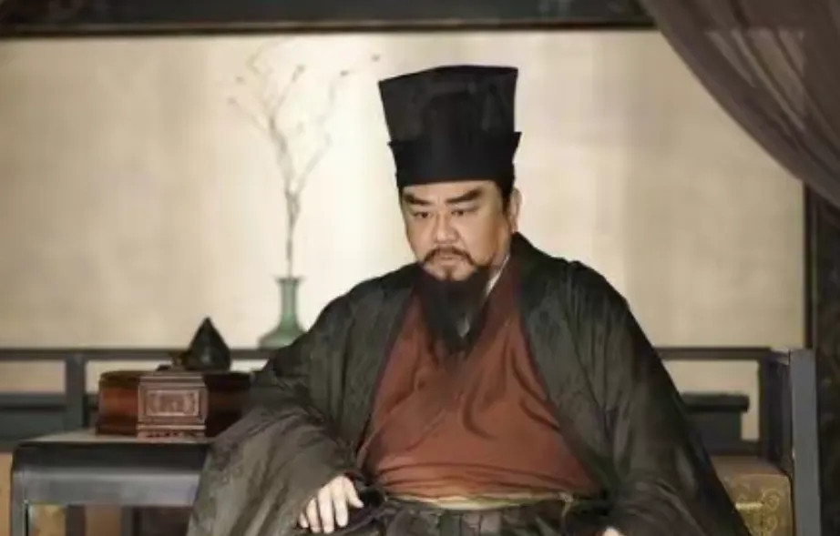 公元1023年，62岁寇准去世，穷得连棺材都买不起。宋仁宗拨款让他归葬故土，结果