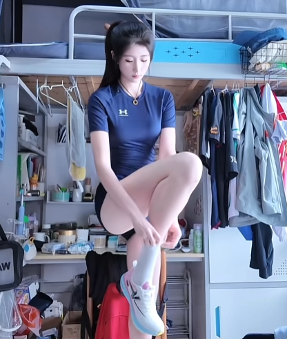 女体育生周未自律的一天