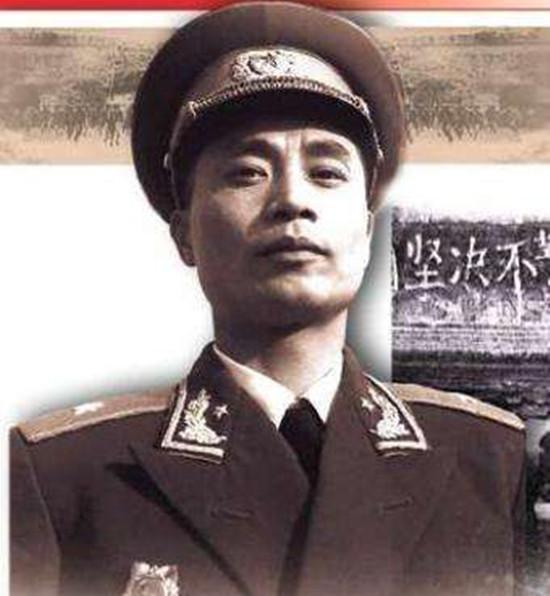 1951年后来的开国少将张廷发来到北京报到，解放初期，跨地区调动，还是沿袭革命战