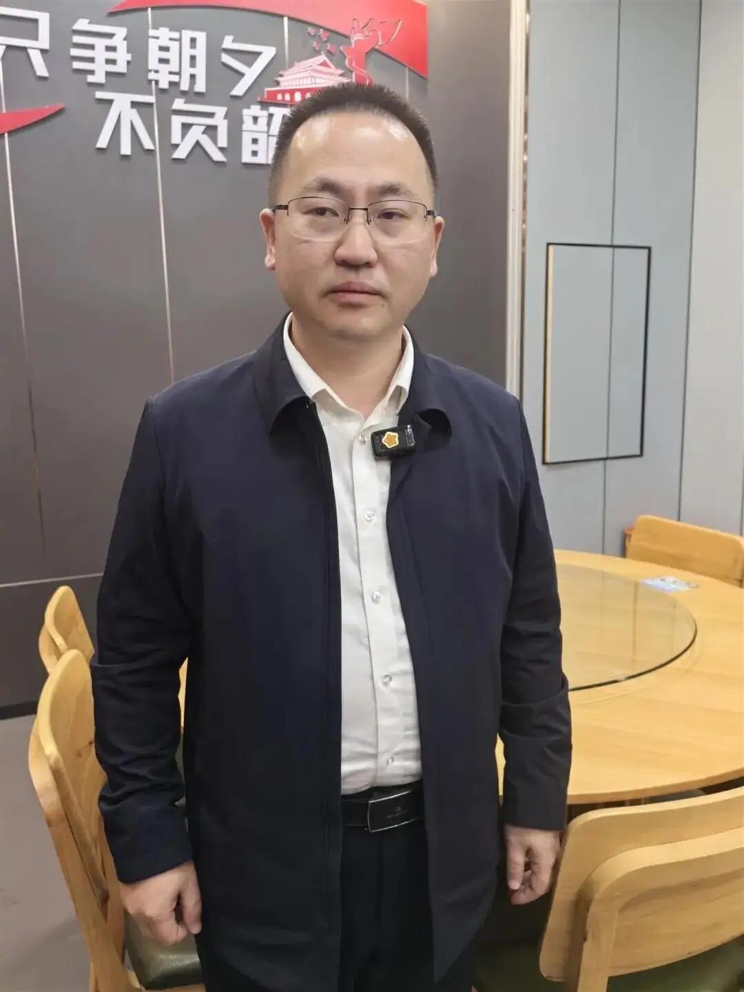 荒野老田挺靠谱啊！将总奖金提升至60万元。这样每位选手税后就能拿到六万元。因为扣