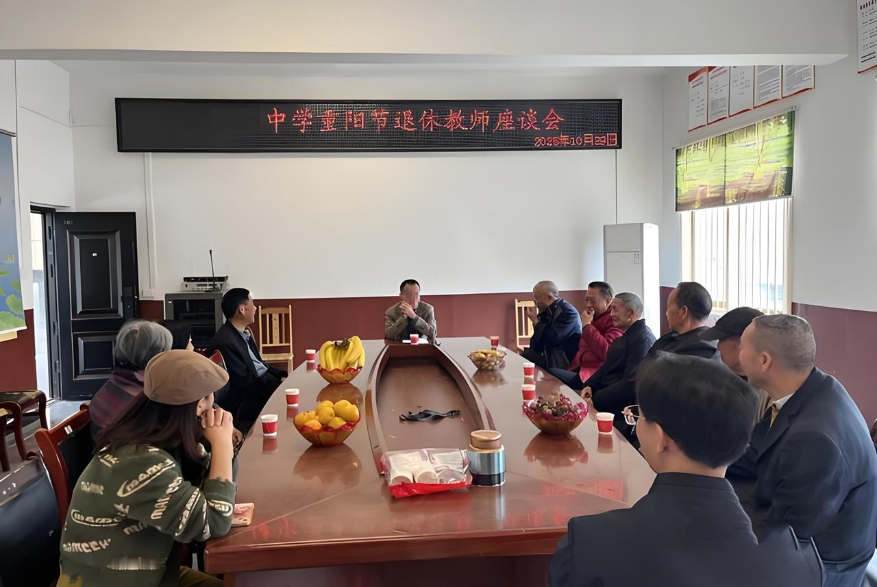 也许你以为自己以前在单位里获得了很多荣誉，是个很重要的人物，其实等你离开单位后，