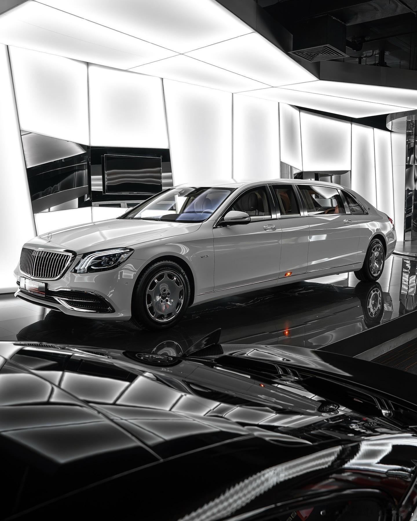 Car时尚奔驰迈巴赫S650Pullman•年份：2019•规