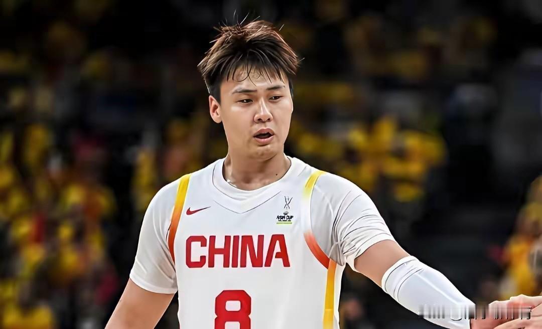 中国男篮这球输的太窝囊。一盘散沙，没有赵睿，赵继伟，徐杰，一个会组织的都没有，