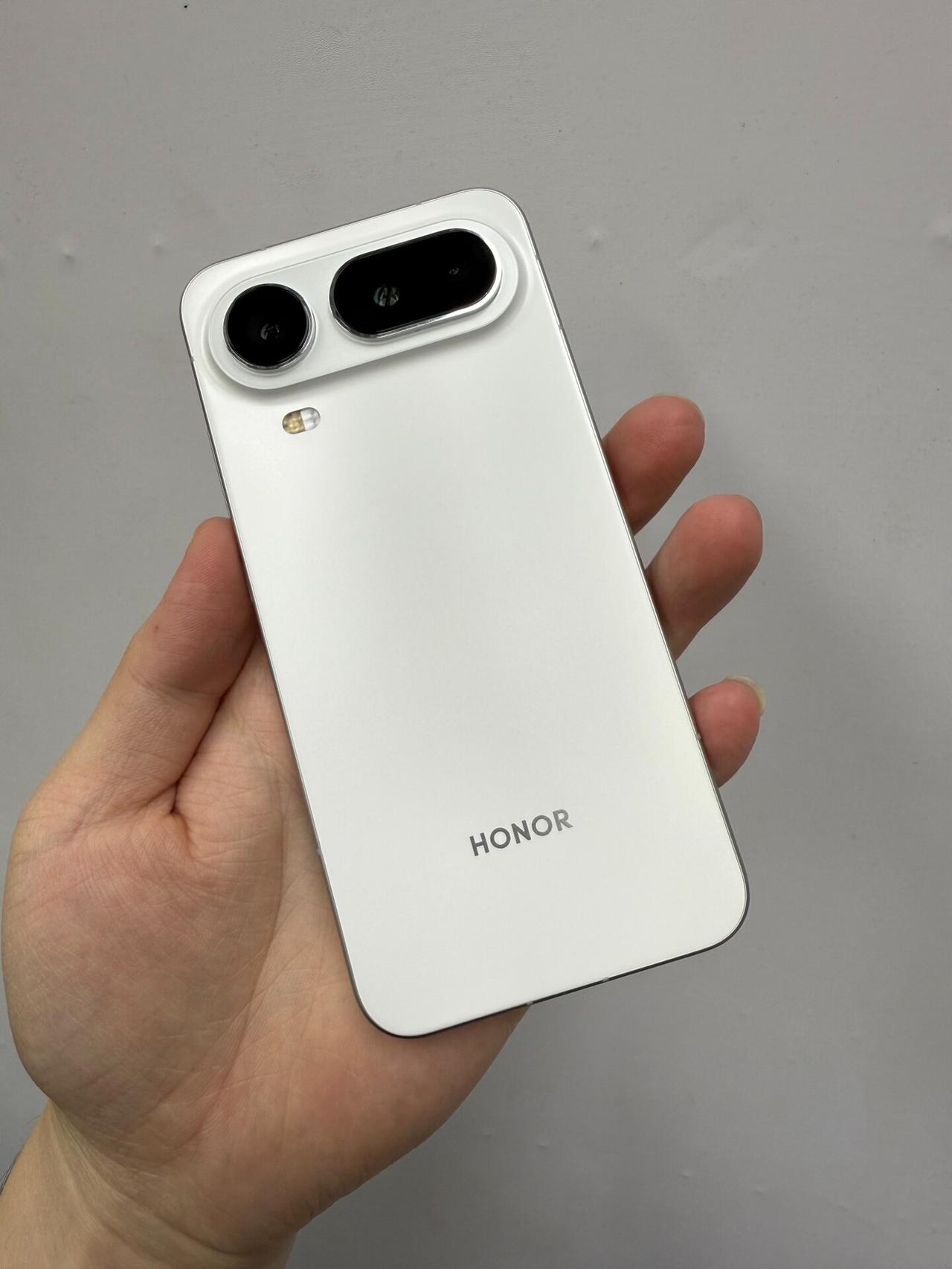 荣耀500系列127更新来了，闭眼更就对了，127版本真的诚意满满，带壳截图、苹