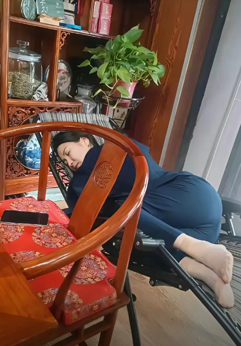 有时候觉得老板娘也蛮辛苦，一天到晚忙，令人心疼