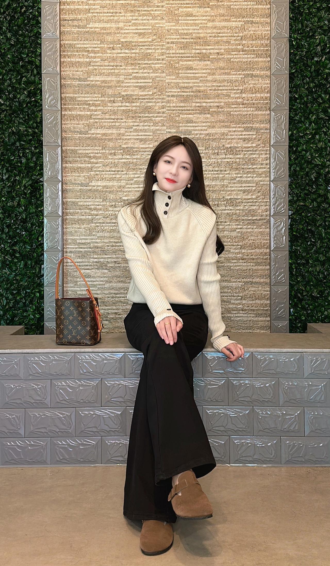 不要羡慕干活麻利，什么都会的女孩，你要知道她吃了很多苦才什么都会。所有的东西都抵