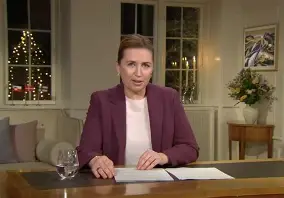 丹麦政府痛恨中国，丹麦外交大臣拉斯穆森曾表示，过去不允许中国对格陵兰岛投资，现在不会允许，以后也有可