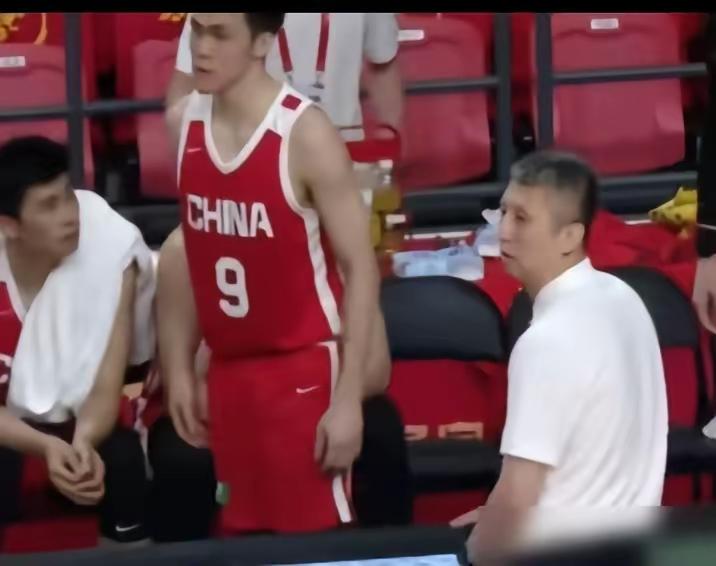 广西球迷说，如果中国男篮国家队不选择庞峥麟,打日本男篮估计要输？不过大多数球迷认
