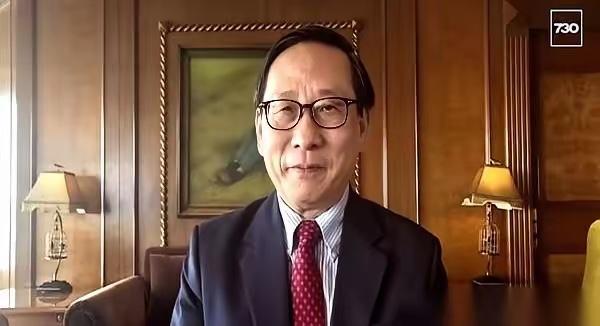 看到高志凯教授那句"澳大利亚应该说谢谢"，我一下没忍住，差点把刚喝的水喷出来。