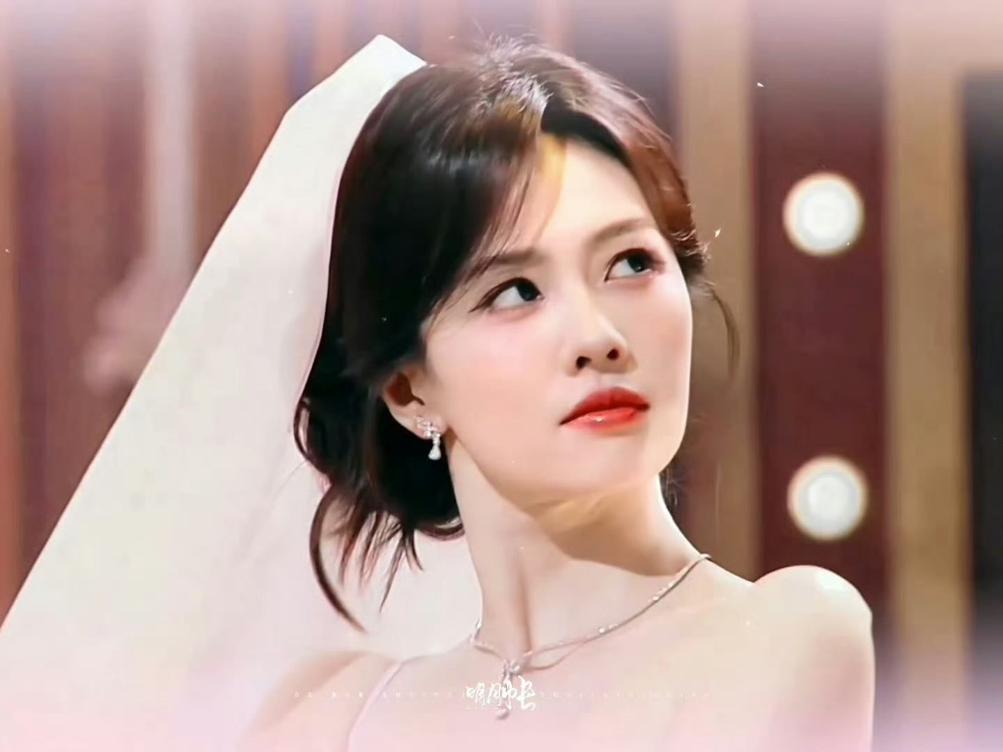 白鹿好美的女生啊她其实挺好的​​​
