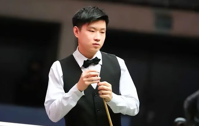 中国斯诺克新王诞生!赵心童从低谷到巅峰,这一战等了太久
