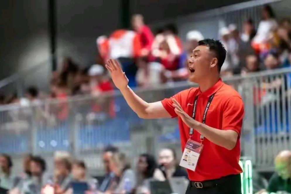 曲绍斌何许人也？今天下午U19世界杯男篮锦标赛小组赛中国队以大比