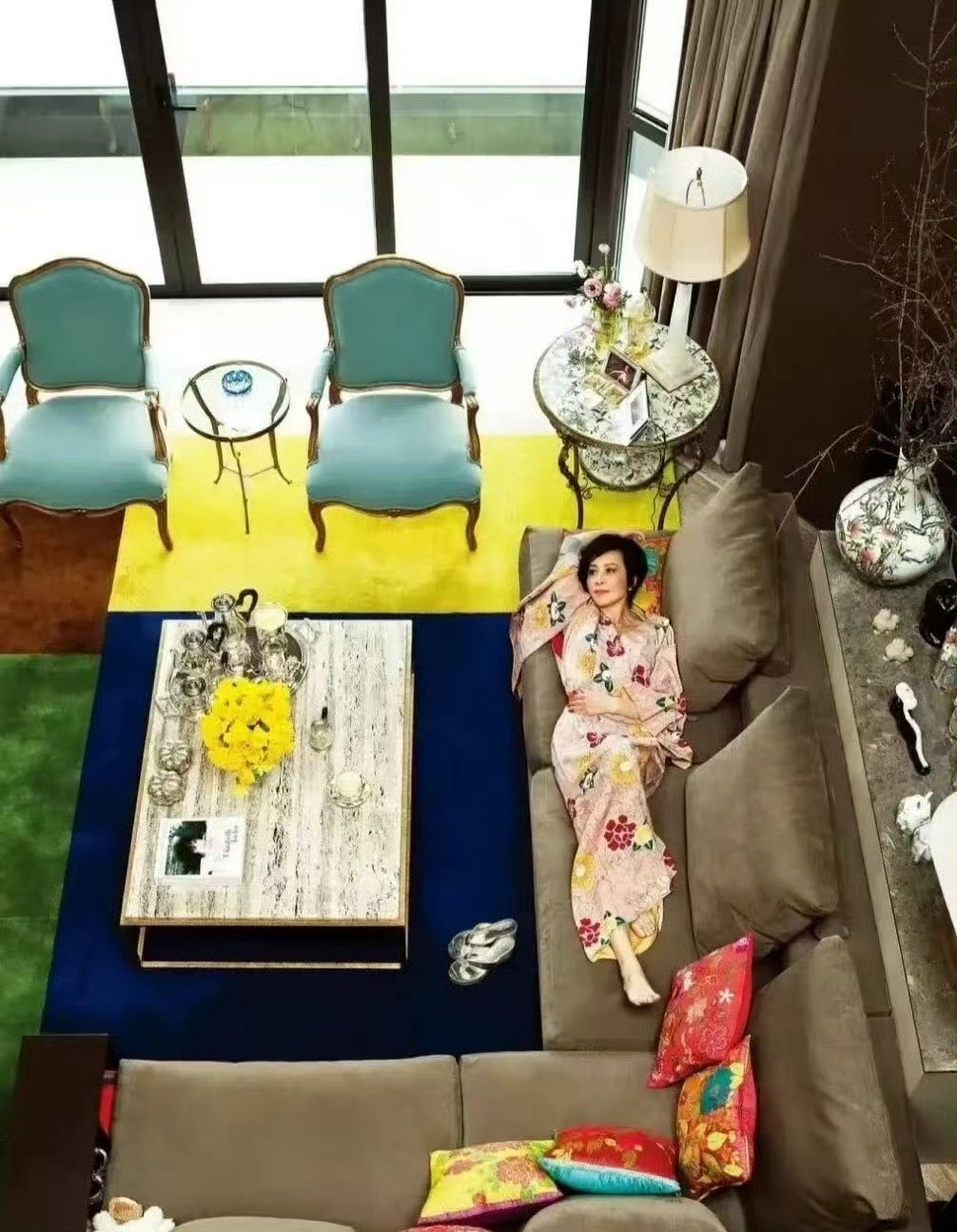 刘嘉玲这房子炫得……我竟然哑口无言。