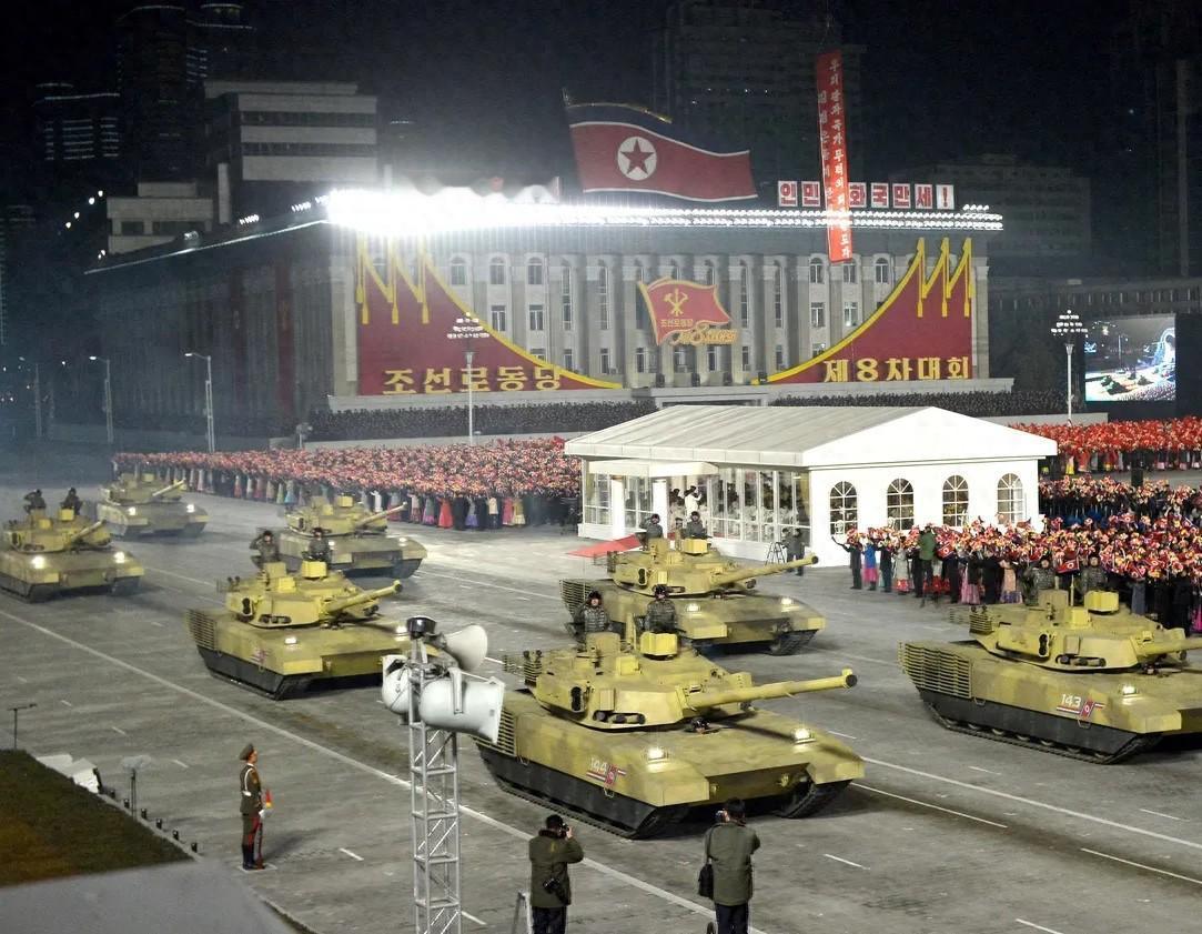 金正恩大手笔阅兵，中俄越高层齐聚平壤，外媒惊呼：历史性场面即将出现 这次阅兵
