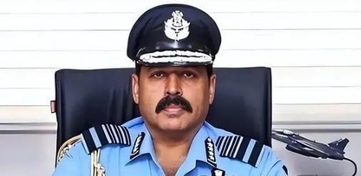 有印度军官曾豪言：若中国收复台湾，印将吞并西藏和新疆。总有人觉得中国一旦在东南