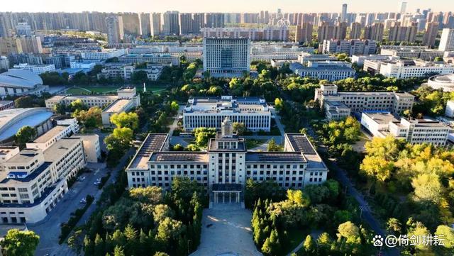 辽宁最美大学校园, 景色堪称5A级, 你打卡了吗?