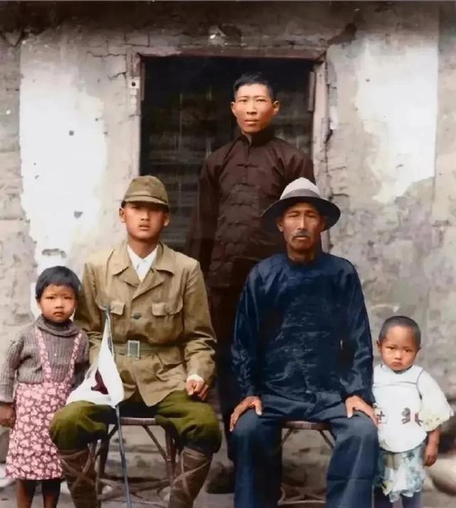 蔡正元曾一再强调，台湾人中三分之一是台籍日本兵的后代，他们是日本人，不是台湾人，