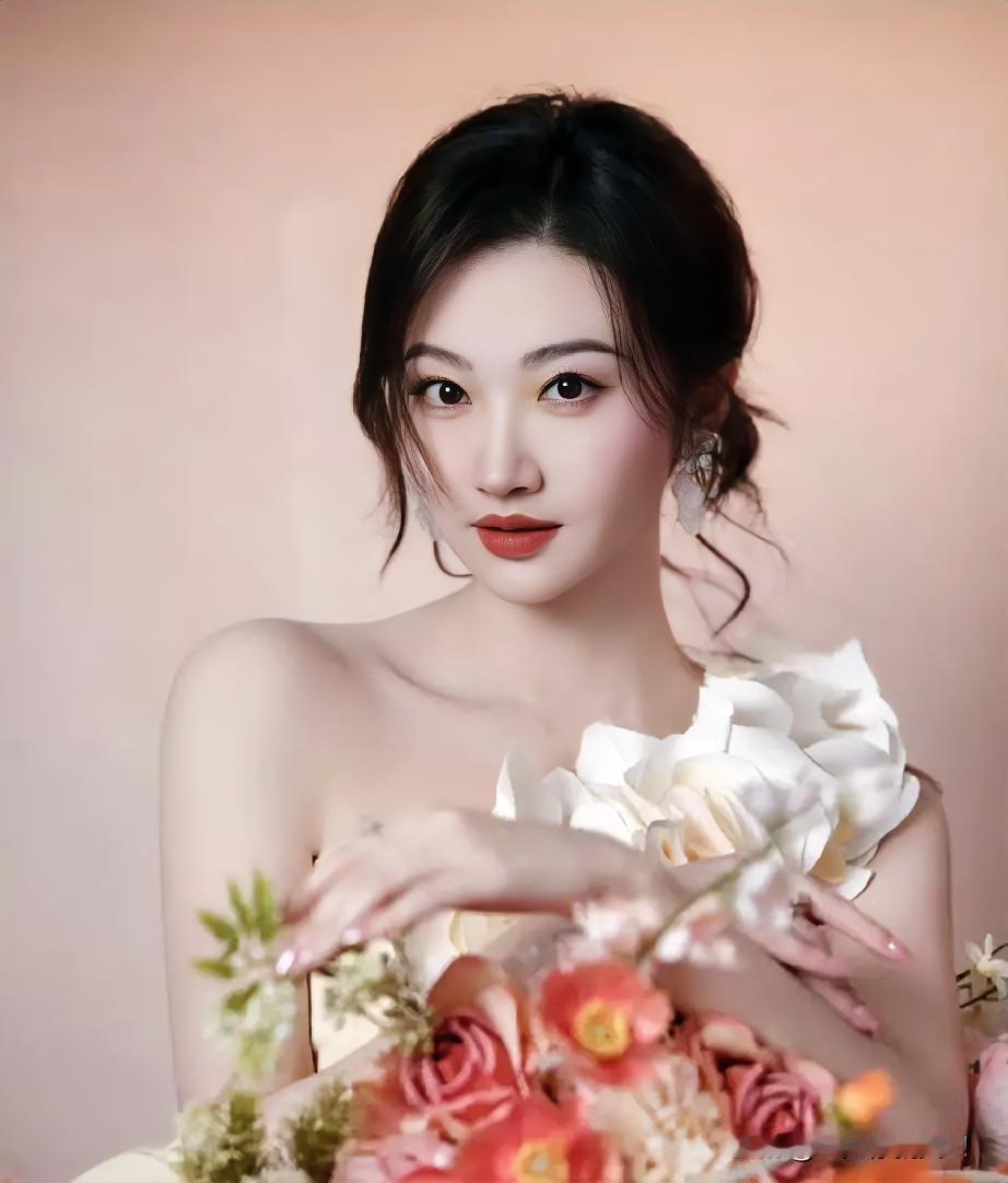 景甜现在的遭遇，给所有女明星都提了个醒！不管你长的再漂亮，再聪明，一定不
