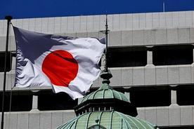 普京登岛五十天后，日本才敢还手8月13日普京登上择捉岛，日本首相高市早苗当天就