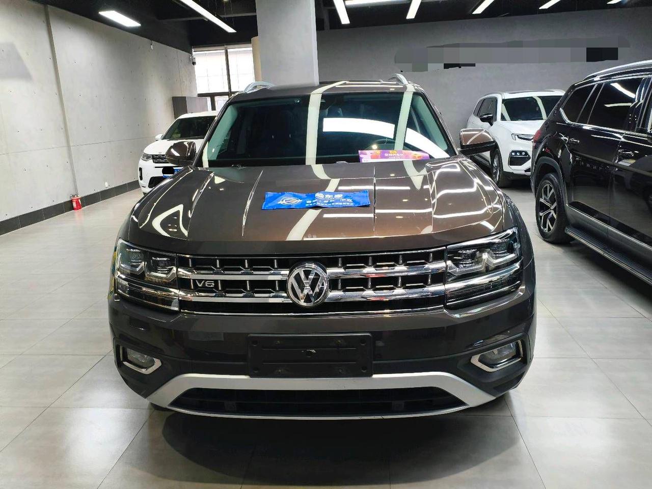 当年落地50万的大众途昂，如今二手卖多少？前两天验了一台途昂，19款530V